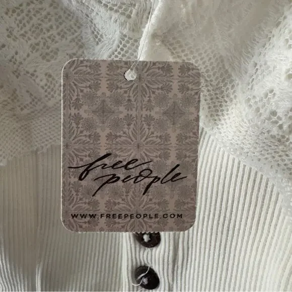 Free People Have My Heart Tank Corset Top Cropped White Lace Button-Up Crop NWT - Picture 9 of 16